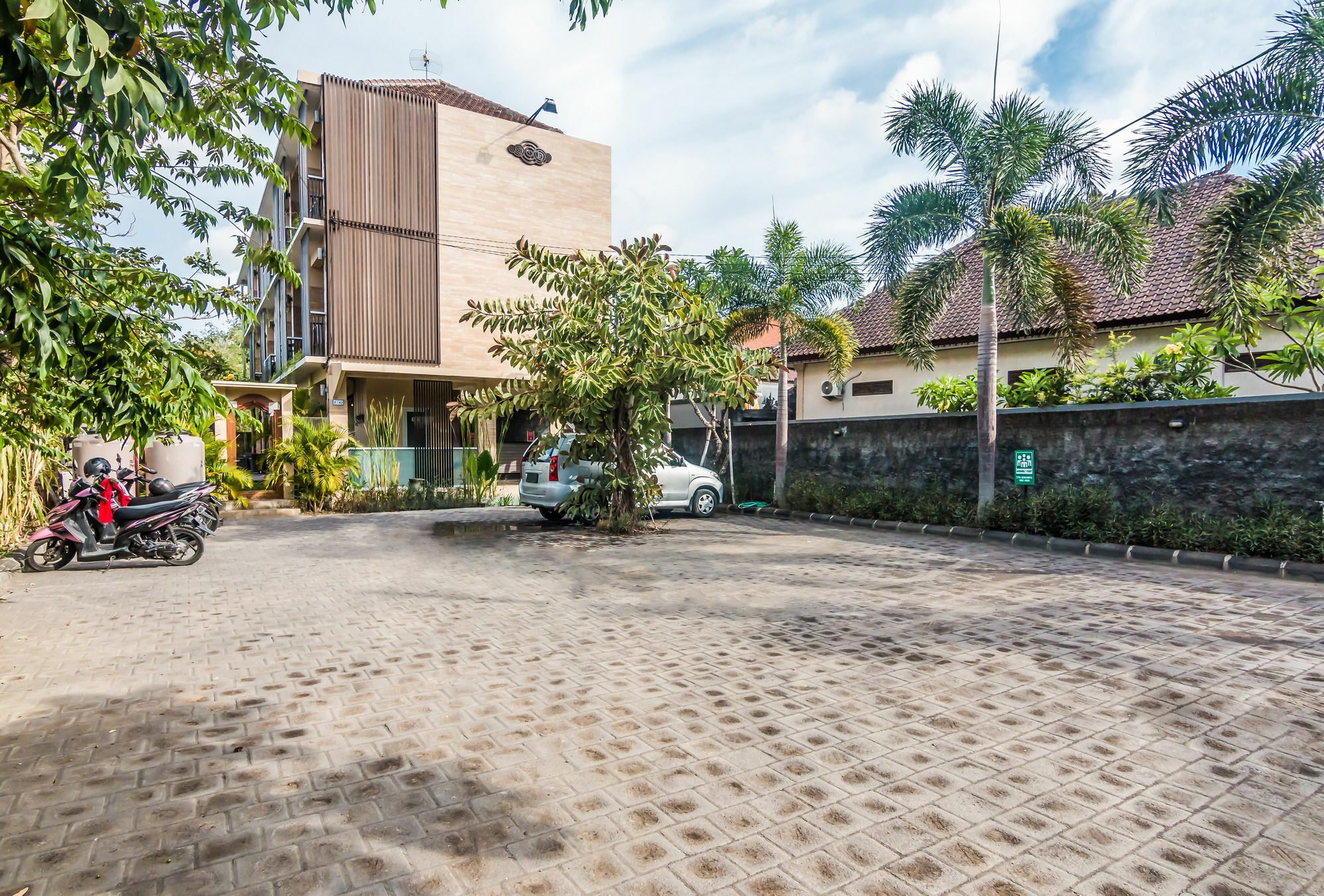 Zen Rooms Basic Jimbaran Taman Mulia Bagian luar foto