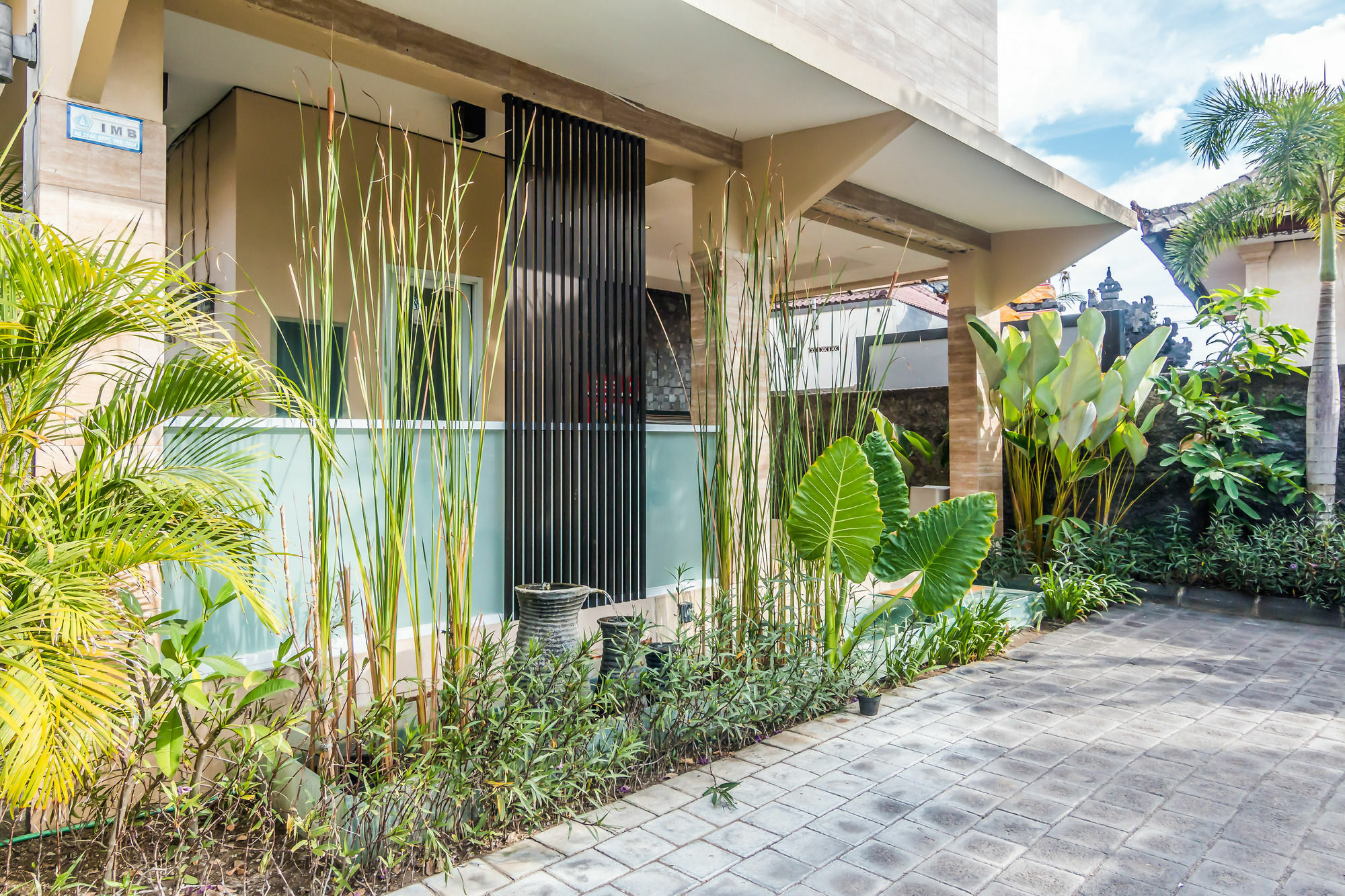 Zen Rooms Basic Jimbaran Taman Mulia Bagian luar foto
